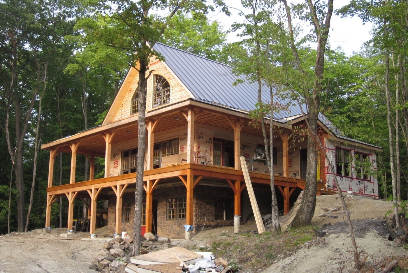 Fabricant de revêtements extérieurs<br/> et intérieurs en métal